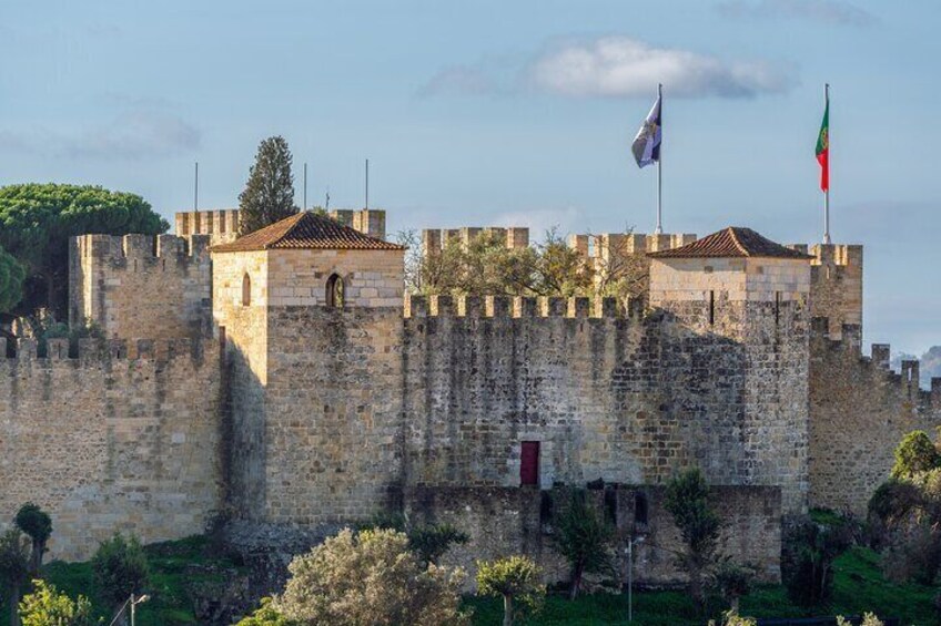  Lisbon's Castle Experience and Museum Access
