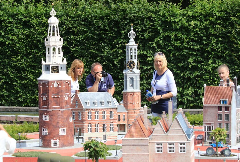 Tootbus Brussels Discovery Hop-on Hop-off bus tour + Mini Europe