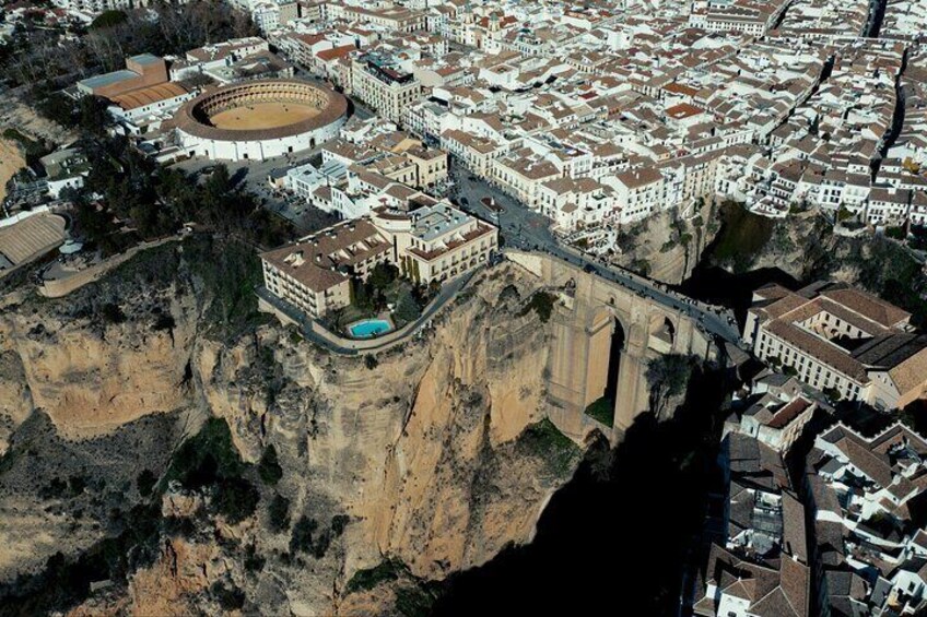White Villages and Ronda Day Tour from Seville with Photography