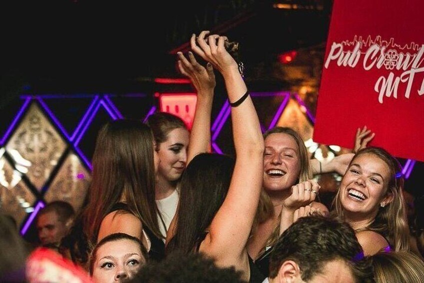 PubCrawlMTL.com - Montreal's Best Party!