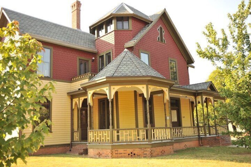 Historic Oakwood and North Blount: History & Architecture Tour