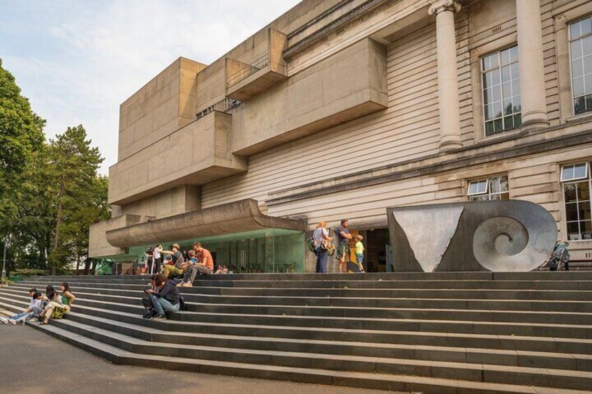 ULSTER MUSEUM
