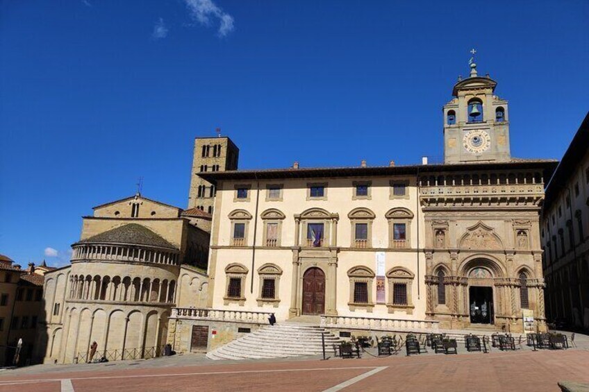 Arezzo Interactive City Tour