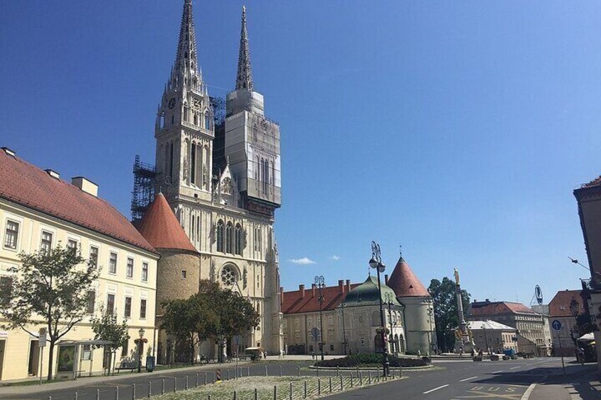 Private Tour to Trakoscan Castle and Varazdin from Zagreb