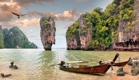 Desde Phuket: Isla de James Bond y excursión en canoa en barco de cola larg...