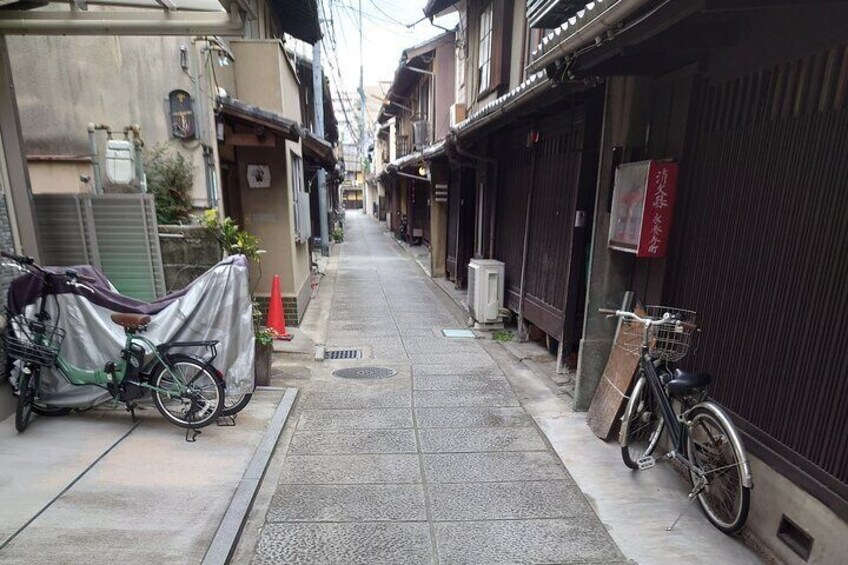 We will choose narrow path for bike ride!