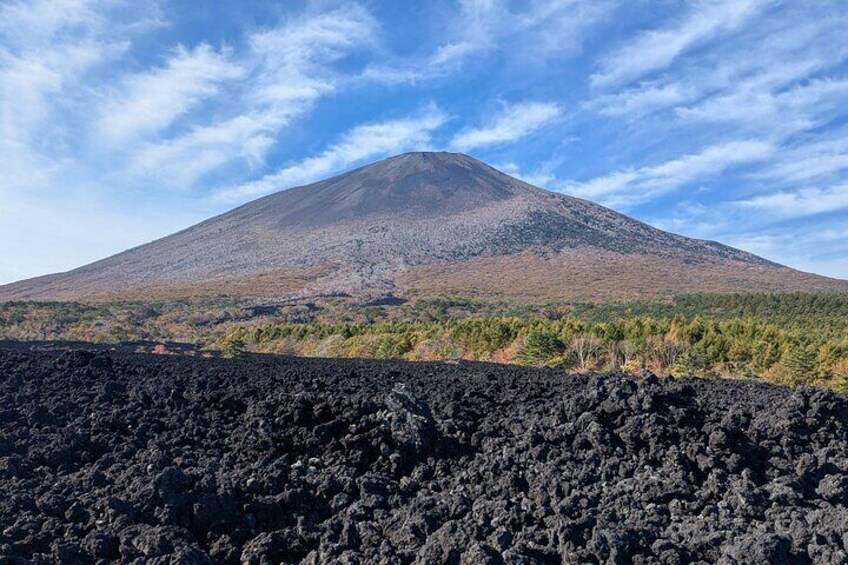 Volcanic Wonders & Scenic Trails
