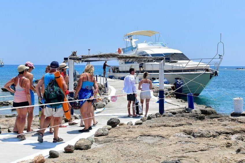 Shared Yacht Cruise in Chrissi Island with Lunch