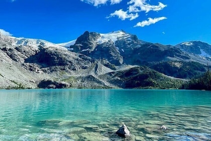 Private Hiking Day tour of Joffre Lakes Park