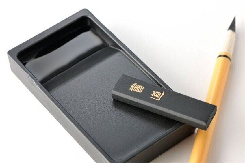 Echizen Washi Calligraphy Experience