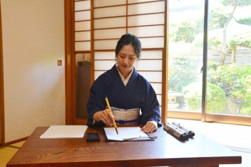 Echizen Washi Calligraphy Experience