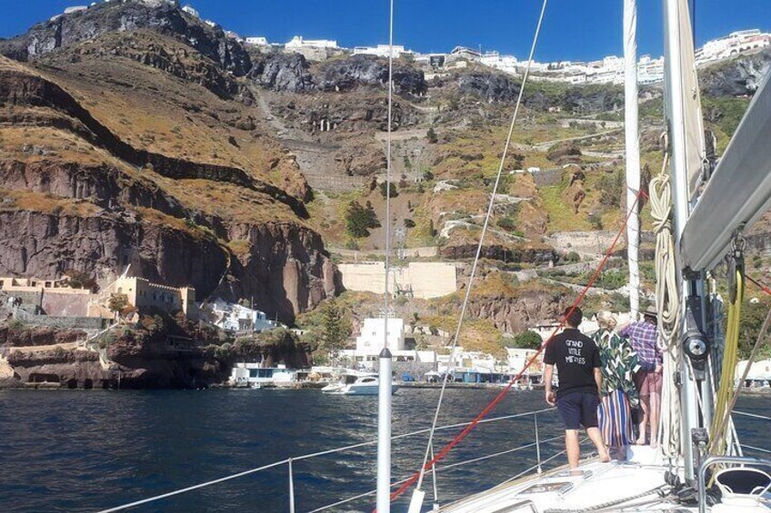 Santorini Sailing for Cruise Guests A Volcano and Beach Tour