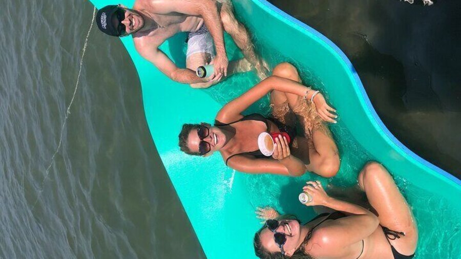 90 Minute Scenic Back Bay Cruise