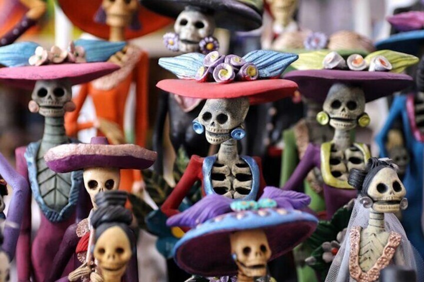 Cancun Guided Sightseeing El Meco Site Letters and Shopping