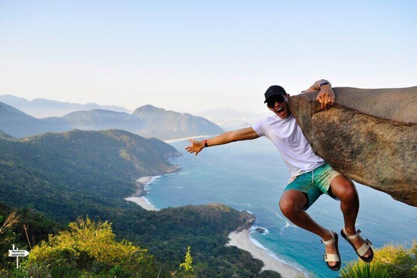Telégrafo Stone in Rio de Janeiro and Beach