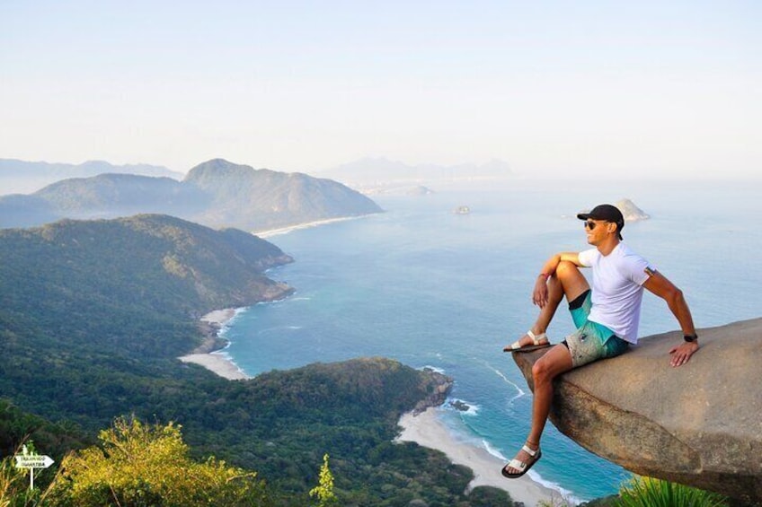 Telégrafo Stone in Rio de Janeiro and Beach