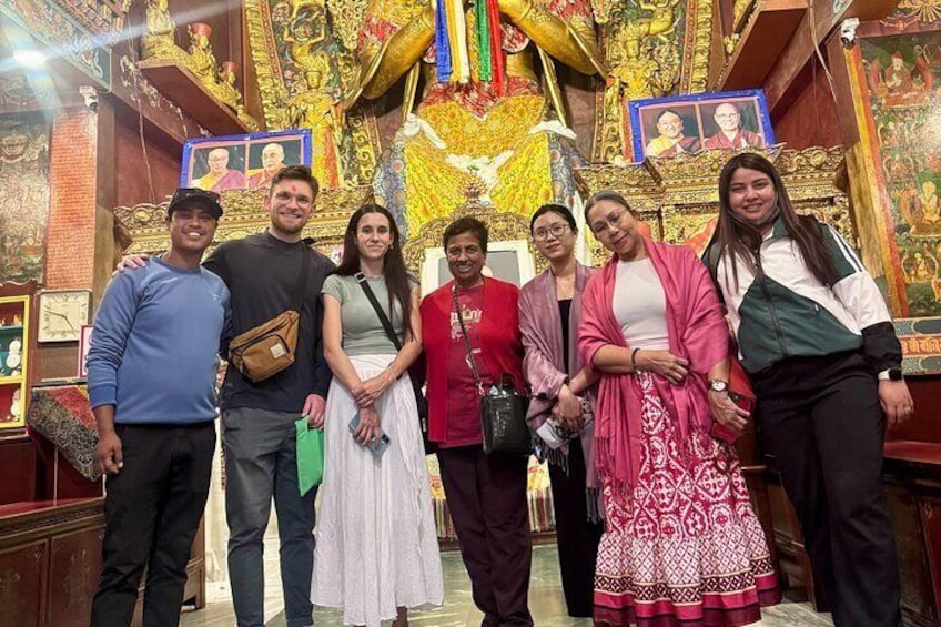 Full Day Chandragiri Temple Tour and Monkey Temple with Lunch