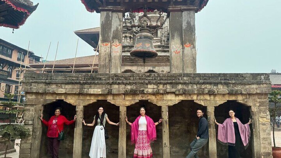 Full Day Chandragiri Temple Tour and Monkey Temple with Lunch