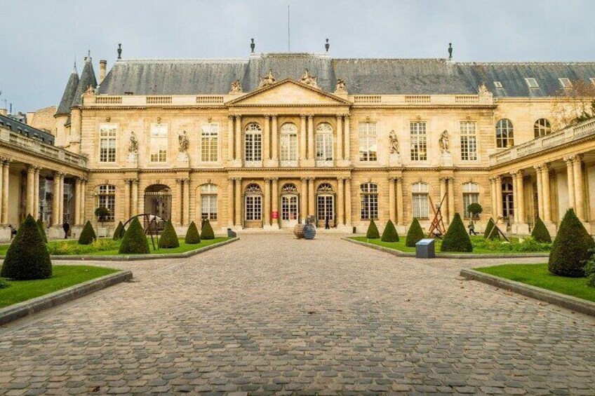 Le Marais Paris Self Guided Walking Tour