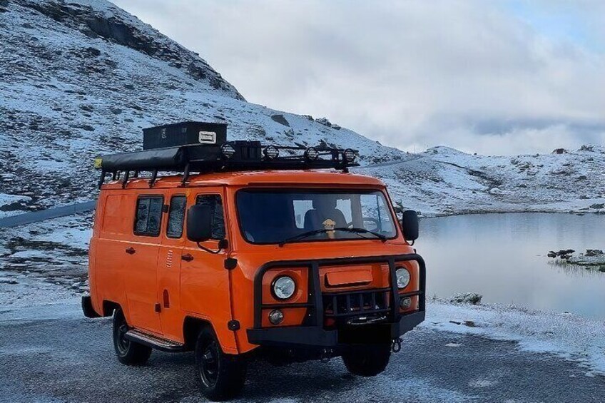 UAZ Expedition 452