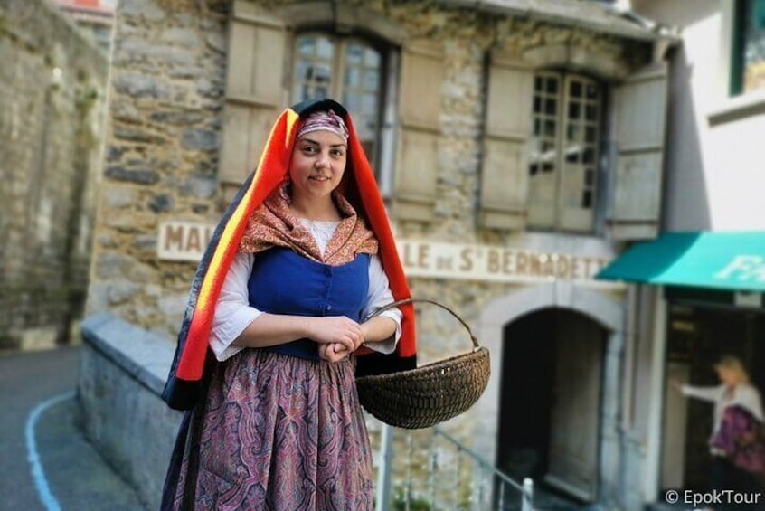 Journey in the Lourdes of the 19th Guided Tour