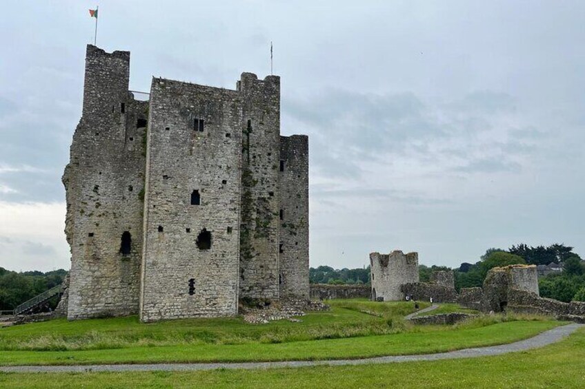 Dublin Day Tour in Trim Castle, Cliffs of Moher and Burren Park
