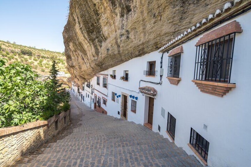 Round and Setenile of the Wineries