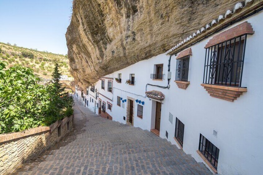 Round and Setenile of the Wineries