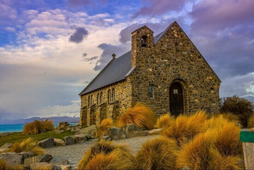 Christchurch to Queenstown One Way Via Lake Tekapo and Mt Cook