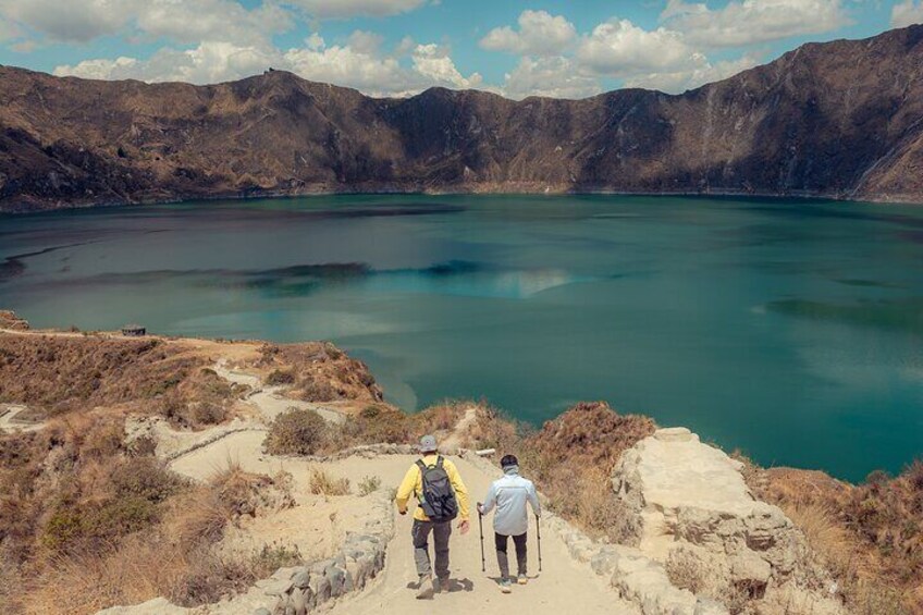 Tour to Quilotoa Start in Baths end in Quito