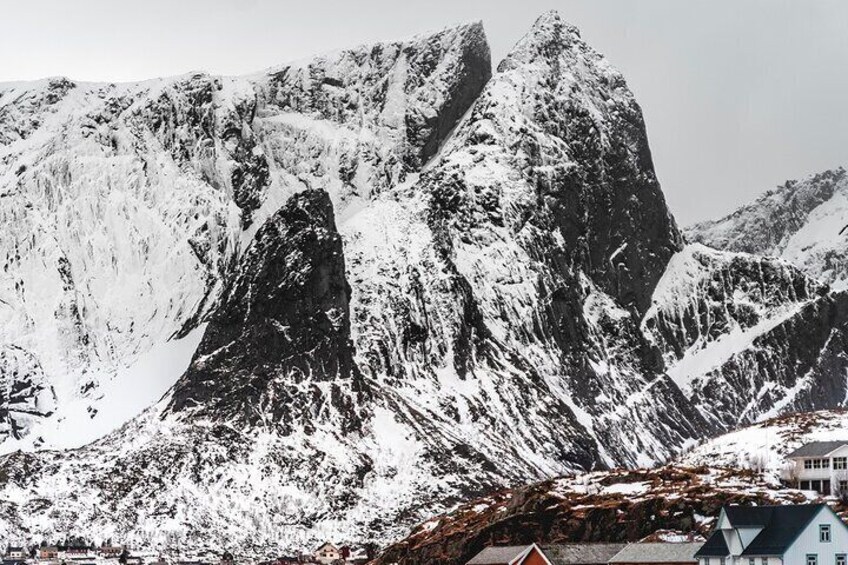 Lofoten Road Trip to Reine