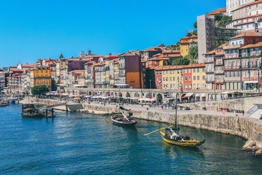 Private Full-Day Tour of Porto with Free Photoshoot