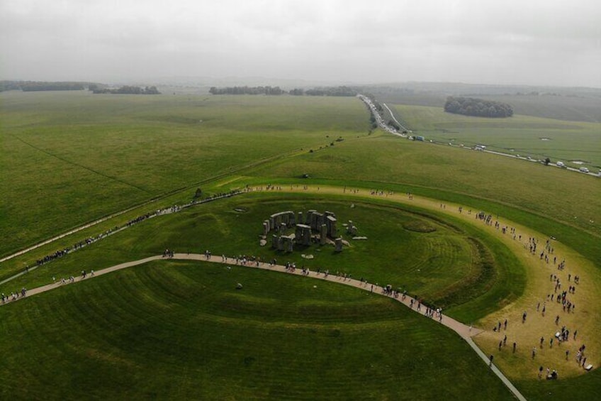 Stonehenge and Bath 10 Hours Day Trip from London