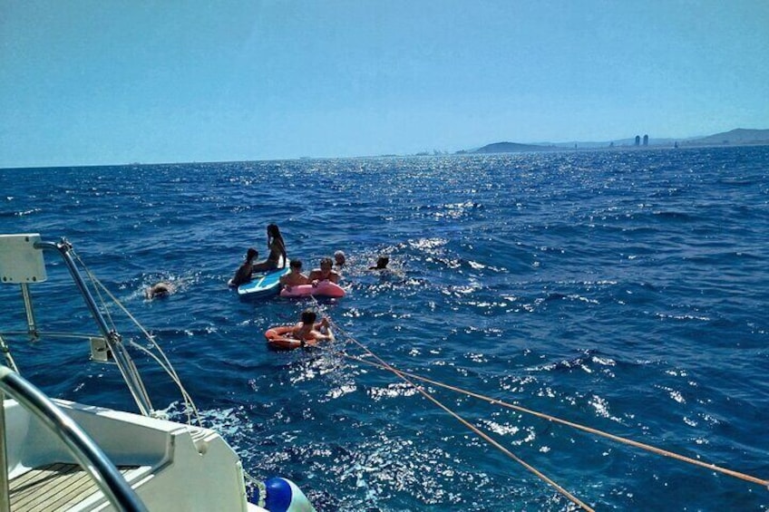 Barcelona Badalona Sailboat Tour Snack Drinks Swimming Sunset
