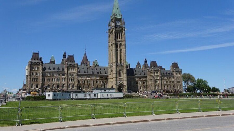 Ottawa Self Guided Walking Tour And Scavenger Hunt