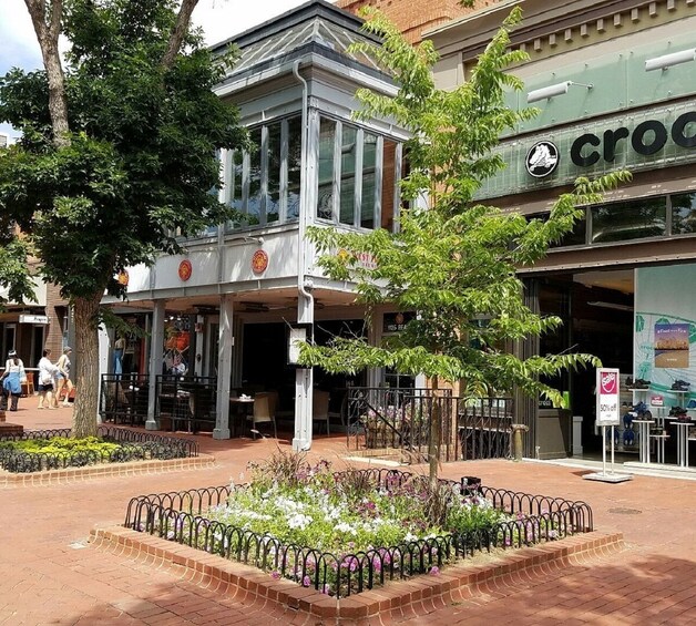 Small Group: Characteristic Towns around Denver 1-Day Tour