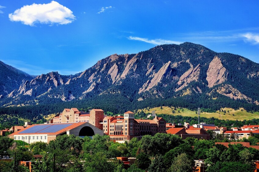 Small Group: Characteristic Towns around Denver 1-Day Tour