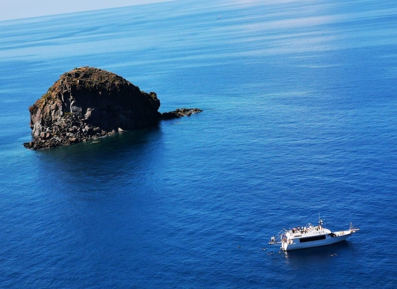 Picture 2 for Activity From Lipari: Island and Salina Full Day Sightseeing Cruise