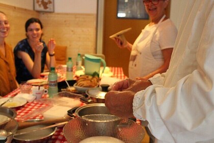 Matera: Mozzarella and Cheese tasting with a Cheesemaker