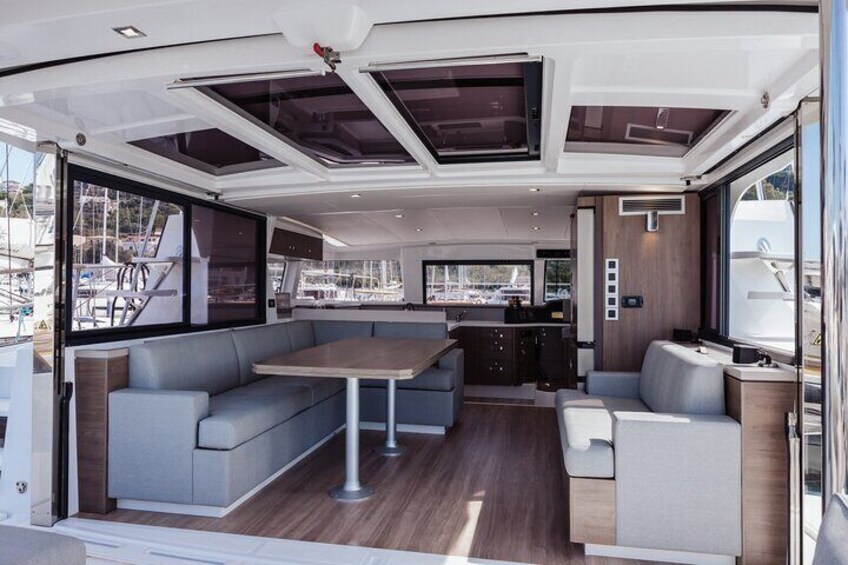 Favignana Egadi Islands Luxury Catamaran Tour with Lunch