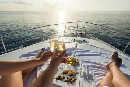 Sunset Boat Trip on Lake Trasimeno with Aperitif
