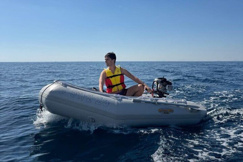 Puerto del Carmen Rent your Zodiac without Degree