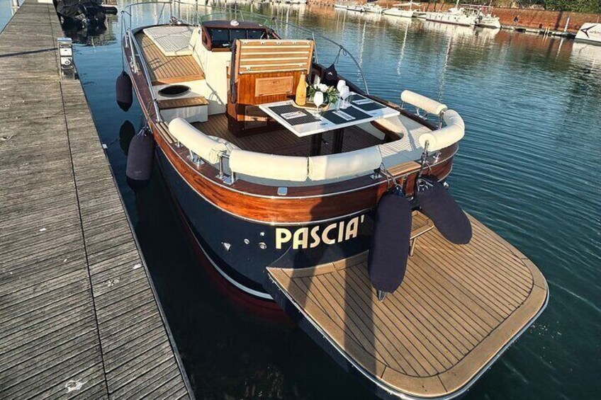 Exclusive private boat tour with captain