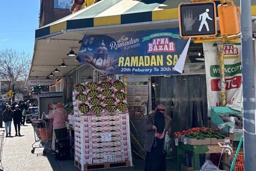 Jackson Heights Tour of Little India Colombia and Puebla York