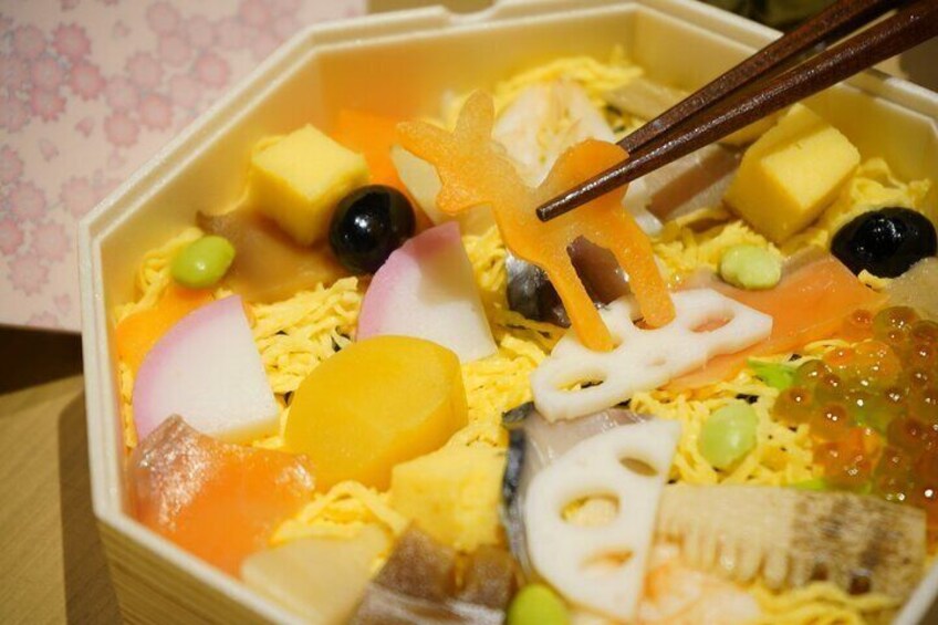 Chirashi sushi 