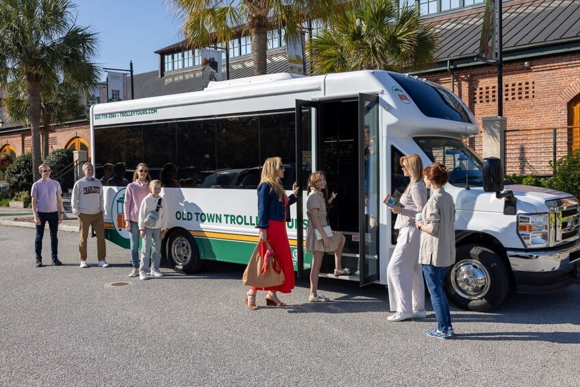 Boone Hall Plantation Tour with Transportation 