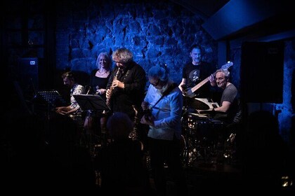 Live Jazz and Aperitivo in Rome Includes Starter and a Drink