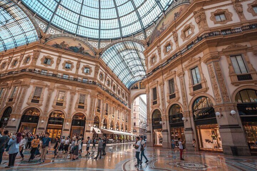 Best Intro to Milan in 2 hours with a Local