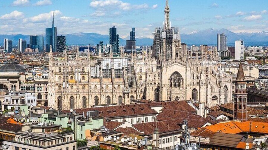 Best Intro to Milan in 2 hours with a Local