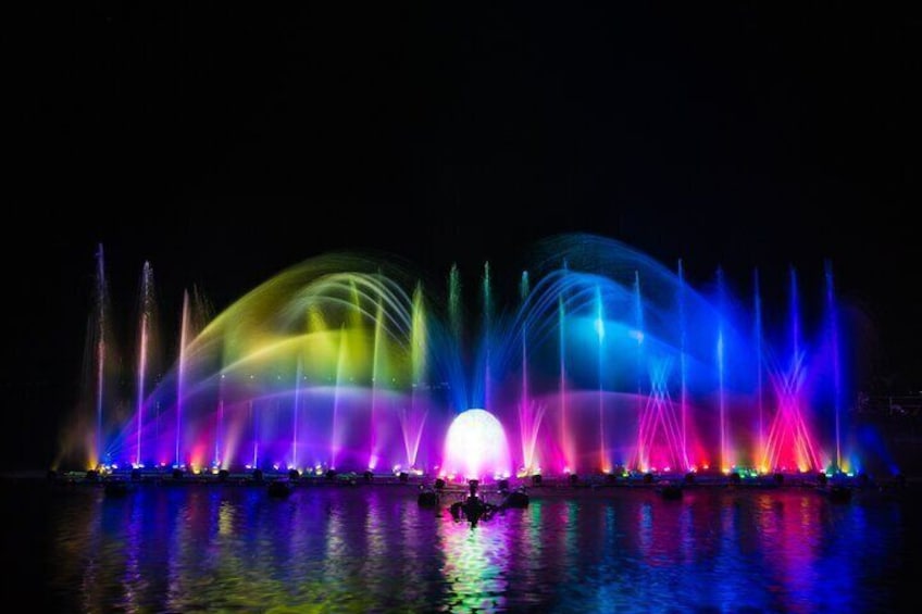 Side Land Of Legends Night Show